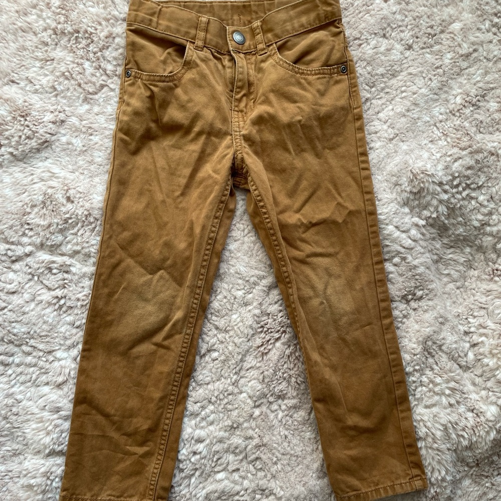 H & M boy khaki pants. Size 6.